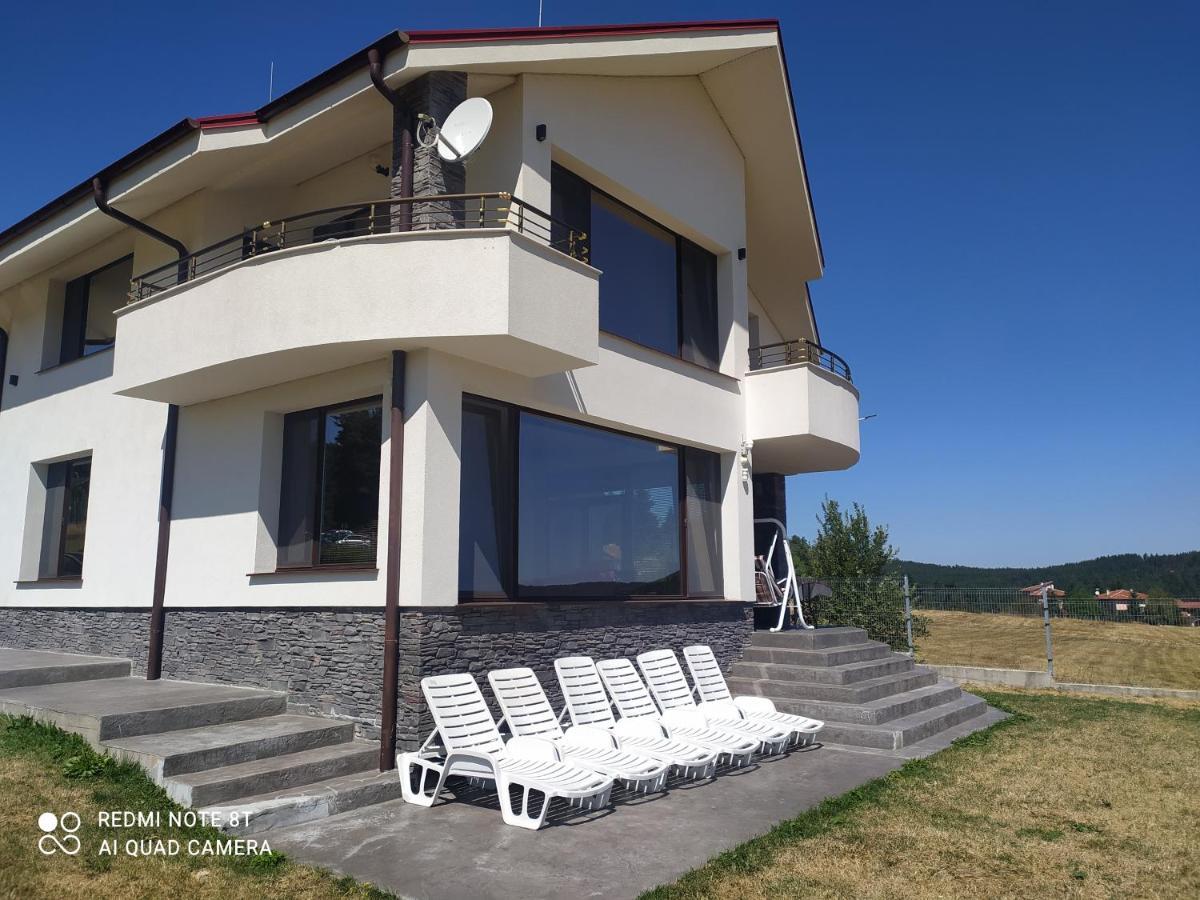 Villa Relax Tsigov Chark Eksteriør billede
